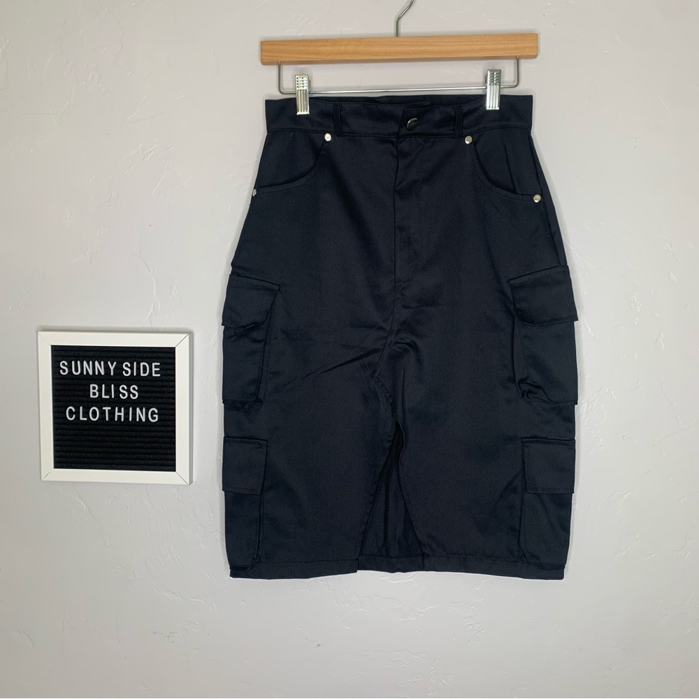 Boohoo Black Cargo Utility Midi Skirt W/ Pockets Size 6 *NWTS*